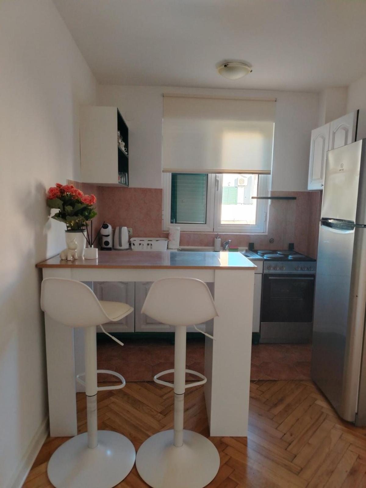 Apartment Filip - Zgrada Jolly Budva